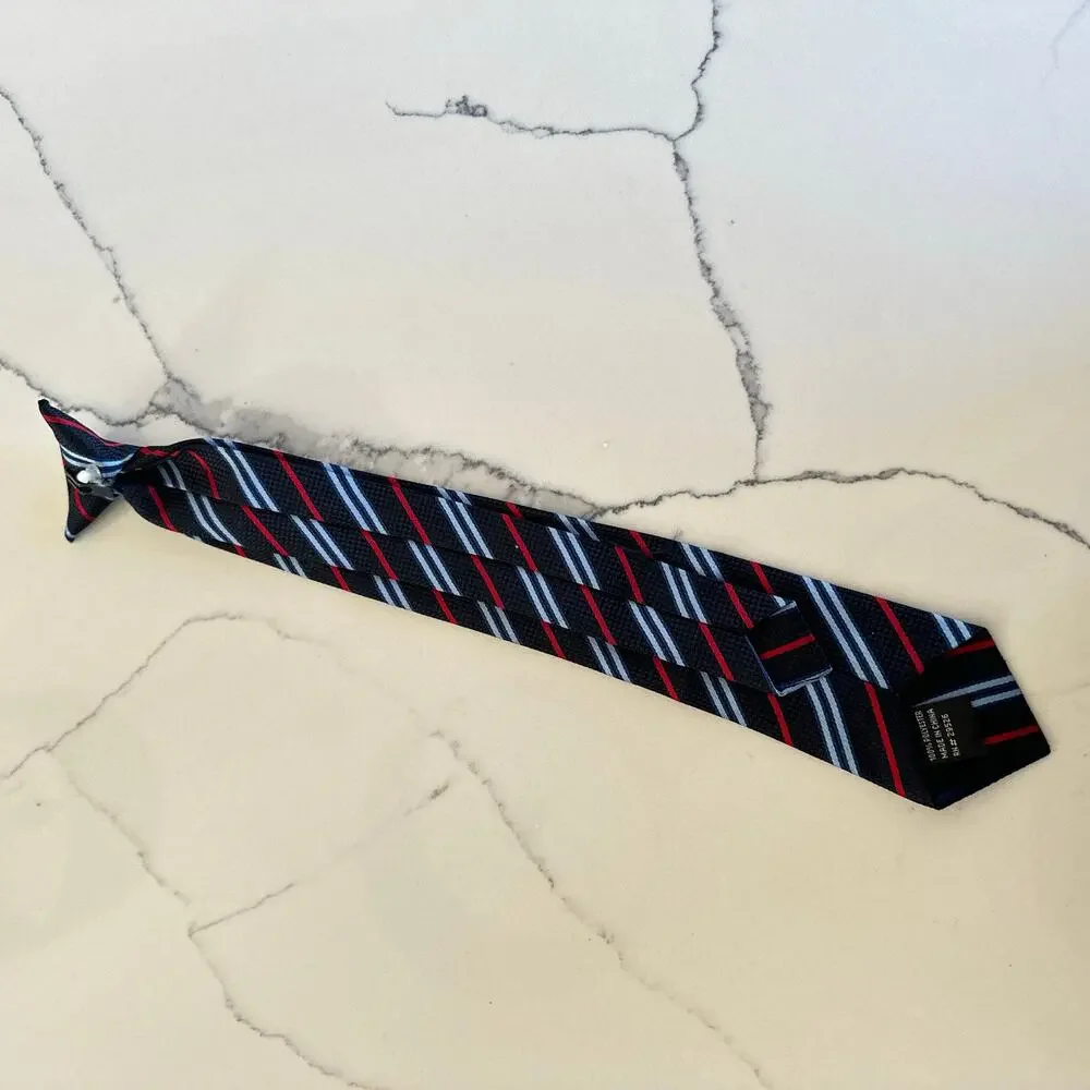 Clip on tie